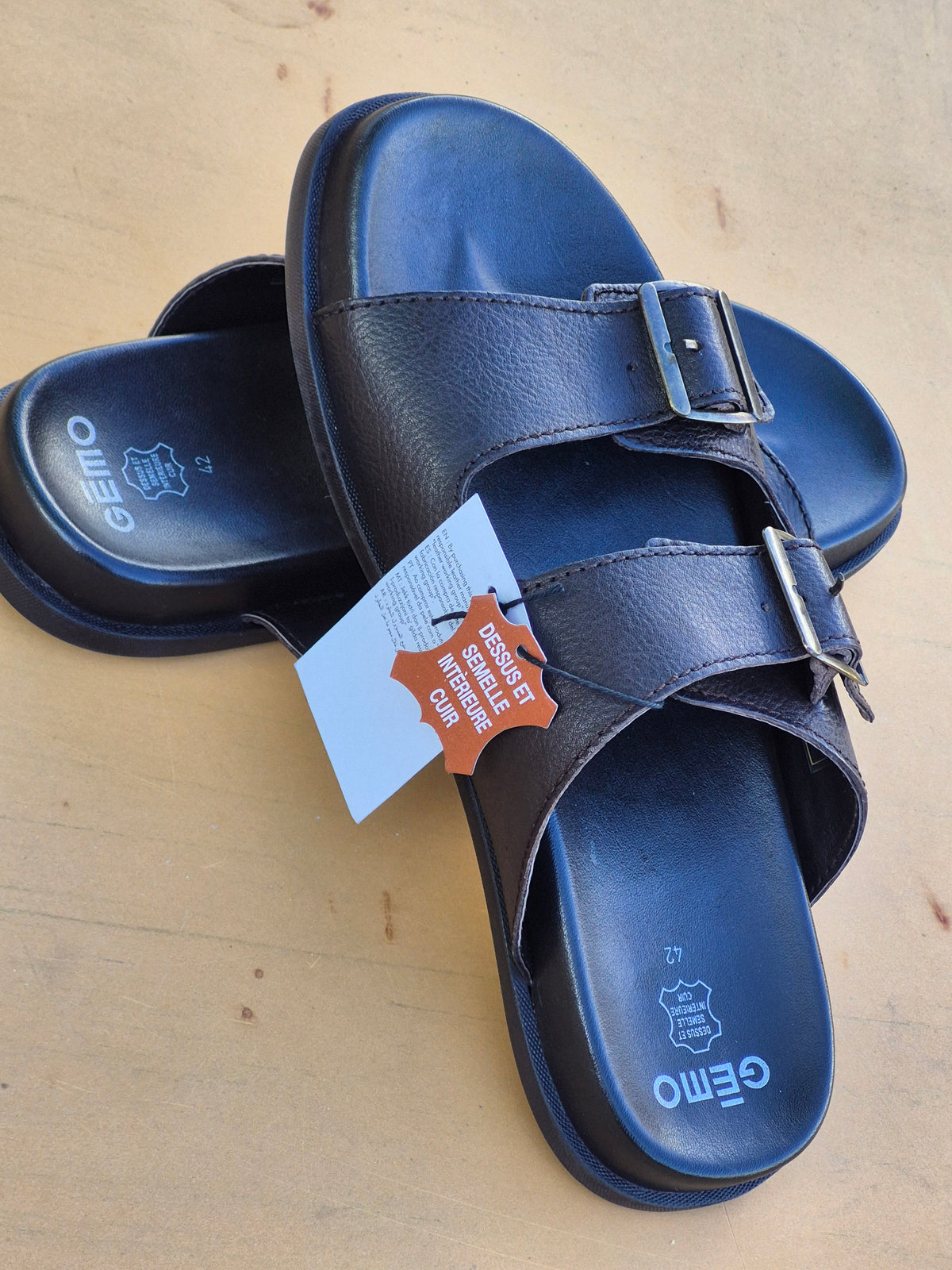 Sandales noires Gemo à deux brides – pointure 42, cuir