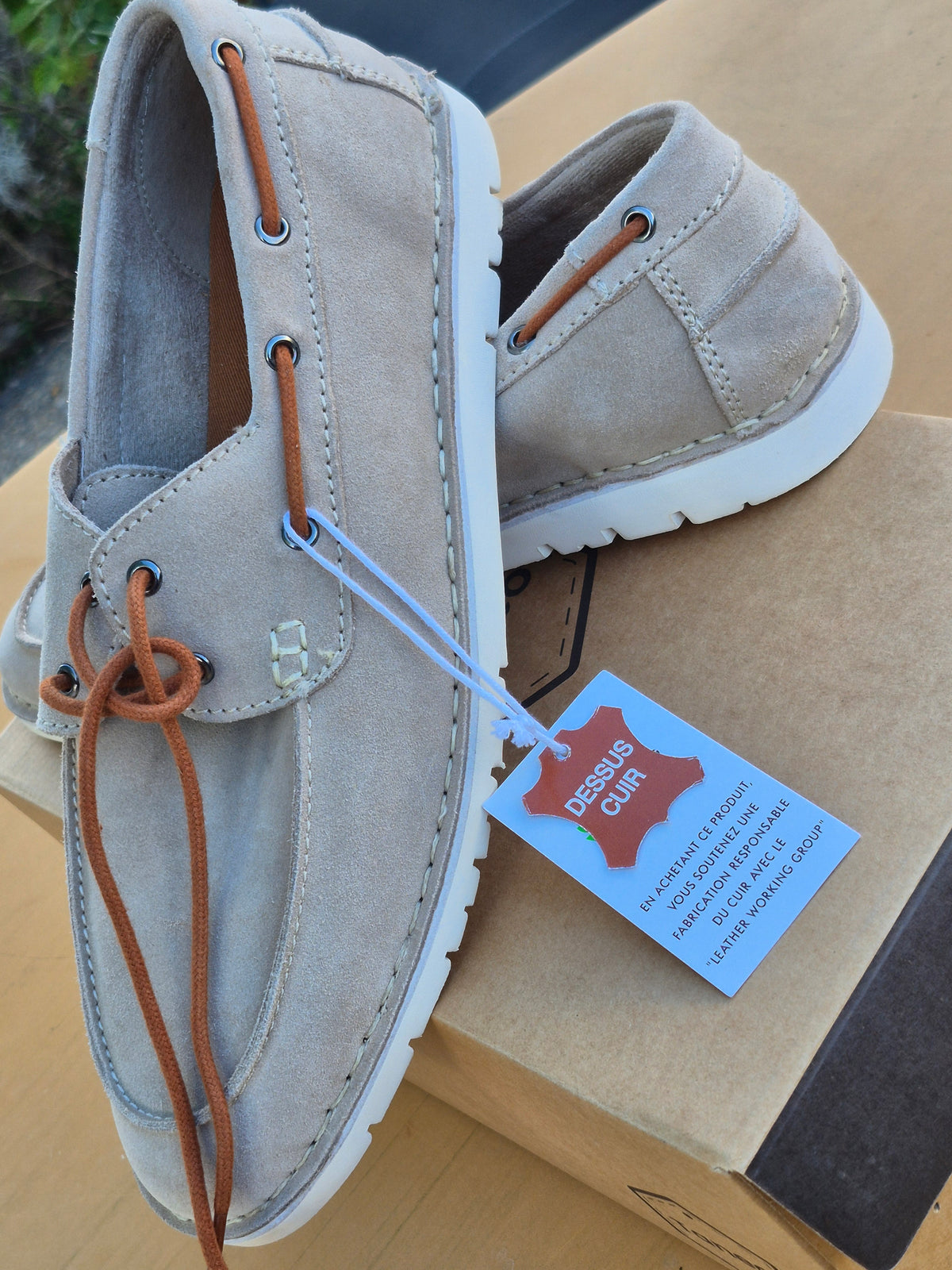 Chaussures bateau Taneo en cuir suédé beige/camel – homme, pointure 43