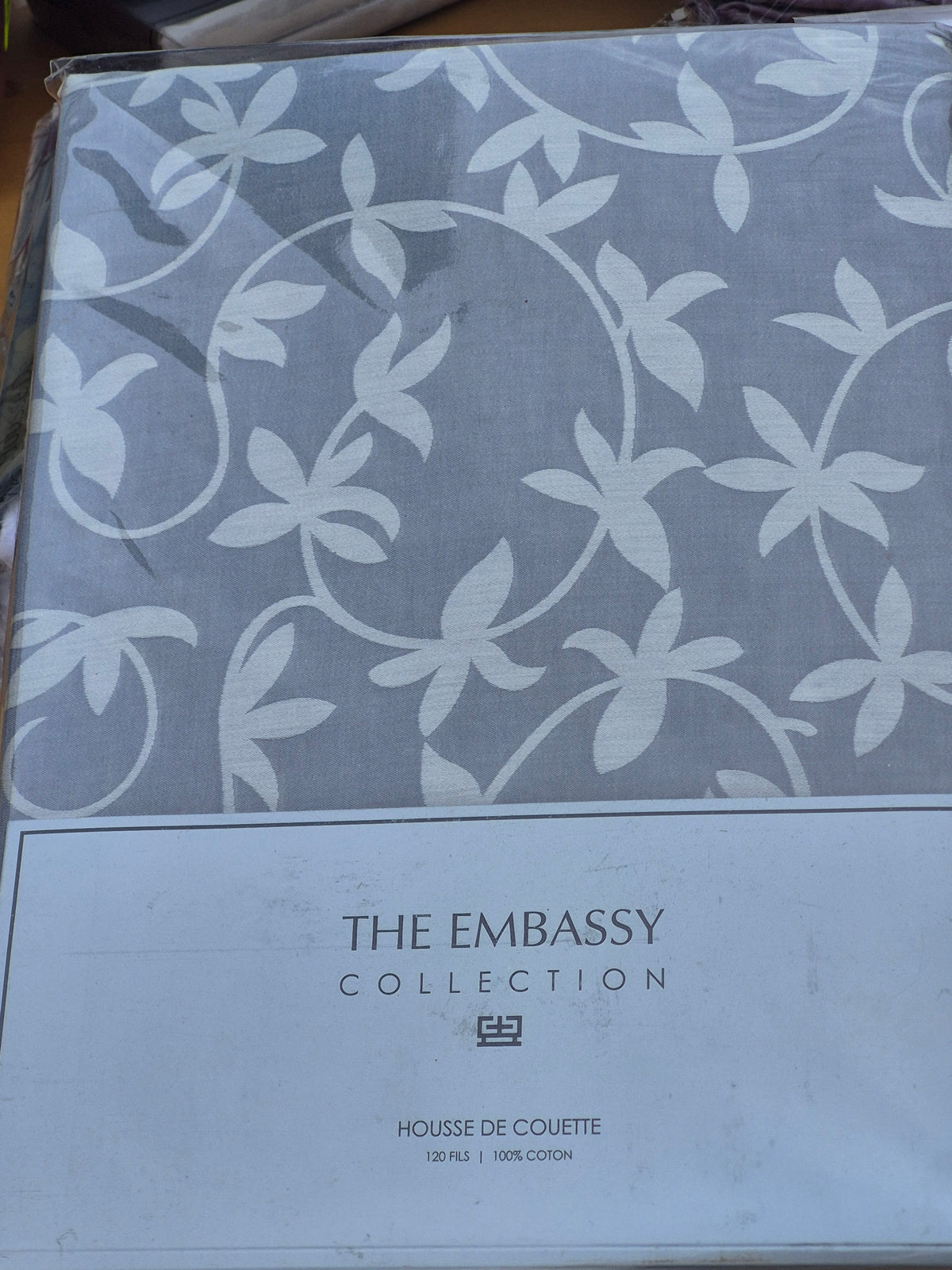 Housse de couette grise fleurie en coton The Embassy Collection – 240 × 220 cm