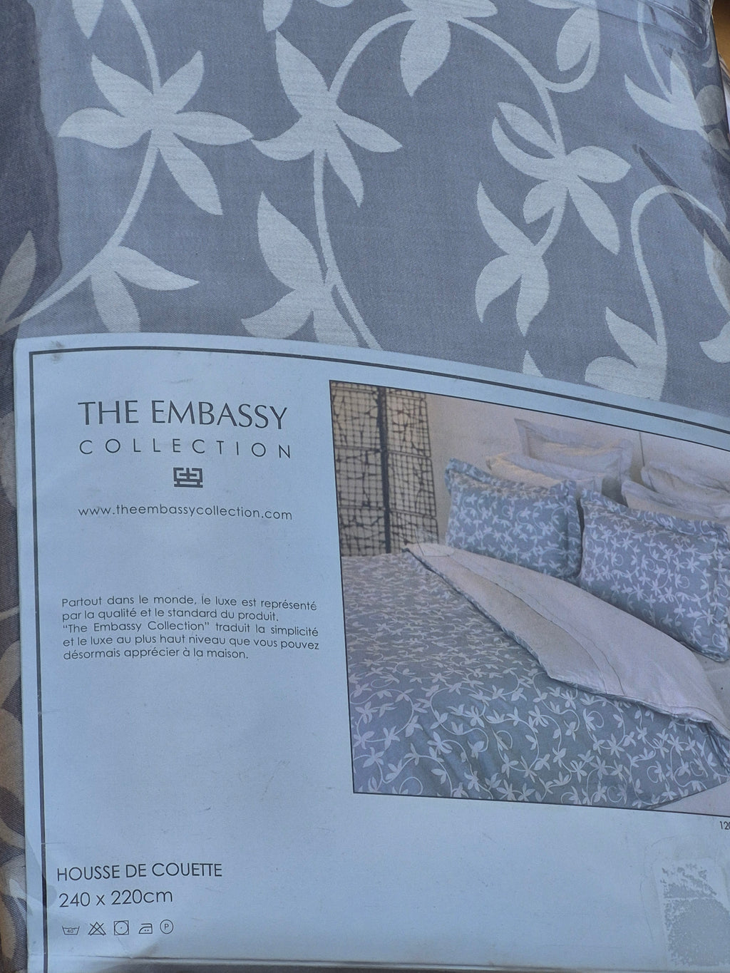 Housse de couette grise fleurie The Embassy Collection 240 × 220 cm