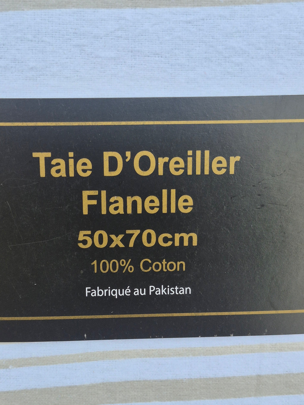 Lot de 4 taies d’oreiller blanches en flanelle – 50 × 70 cm