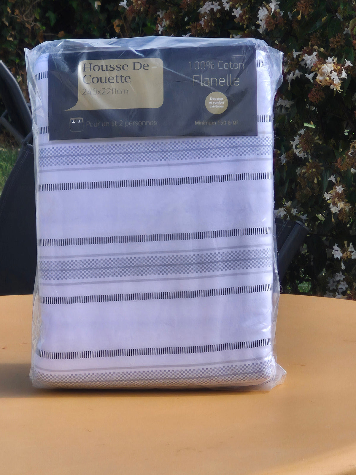 Housse de couette en flanelle de coton – blanc à rayures grises, 240 × 220 cm