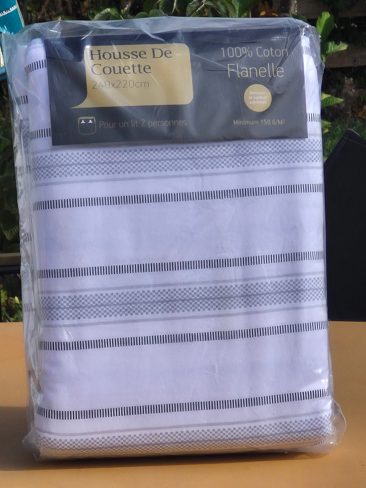 Housse de couette en flanelle de coton – blanc à rayures grises, 240 × 220 cm